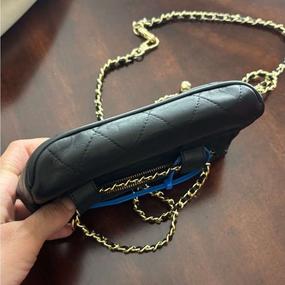 Chanel Belt Bag Quilted Leather Black - Picture 4 of 9